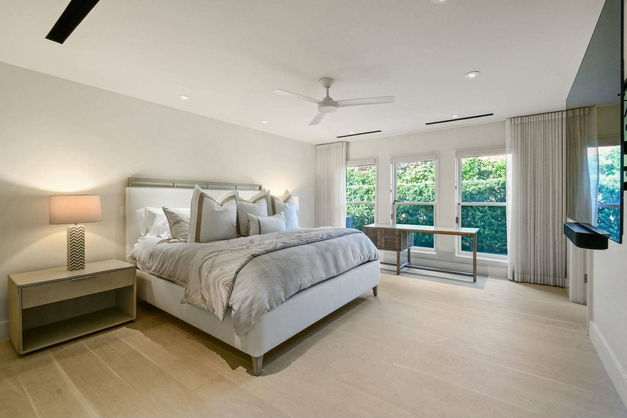 JUPITER INLET BEACH COLONY - Residential