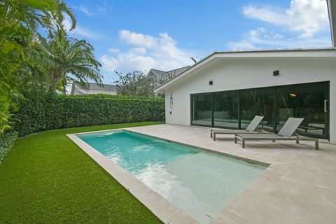 A home in Jupiter Inlet Colony