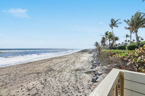 A home in Jupiter Inlet Colony