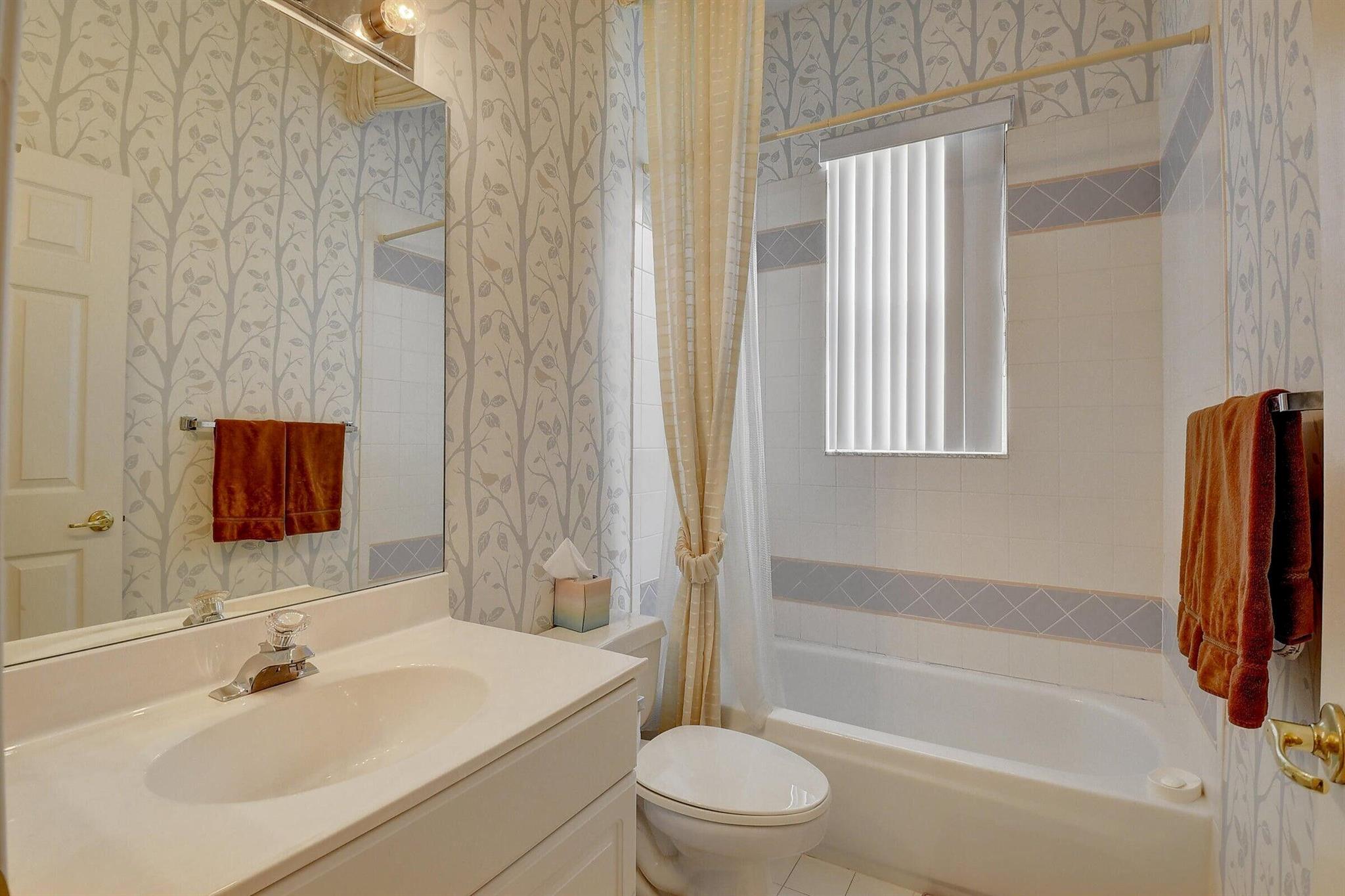 ABERDEEN / CARRINGTON LAK - Residential Lease