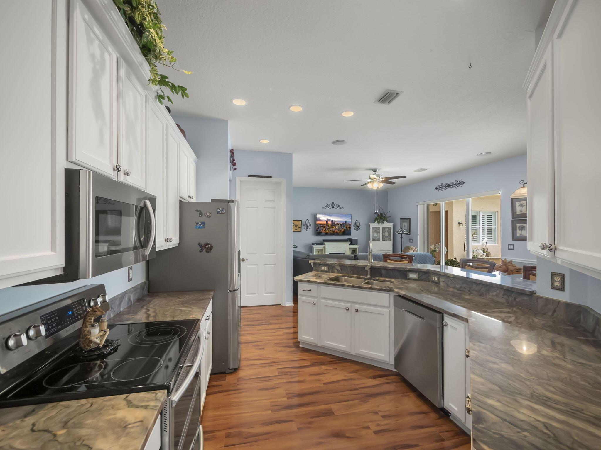 LAKE FOREST AT ST LUCIE W - Residential