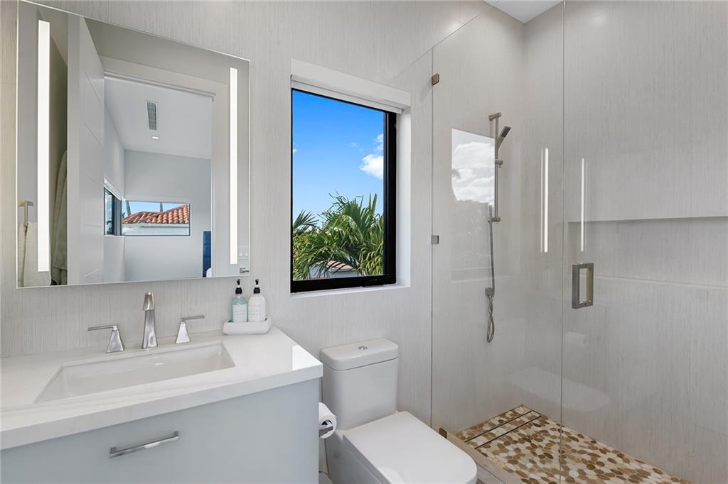 Lauderdale Harbors - Residential