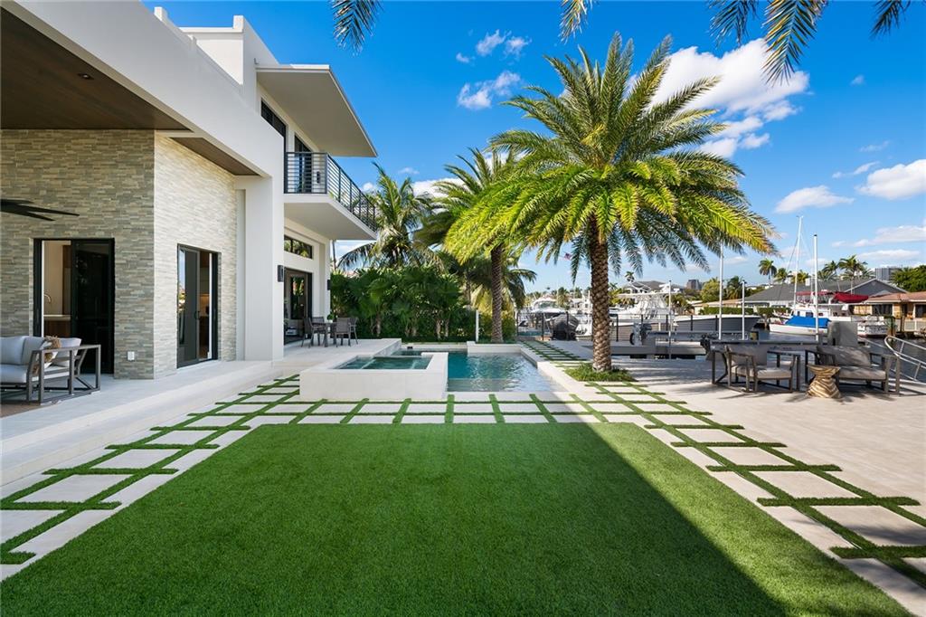 Lauderdale Harbors - Residential