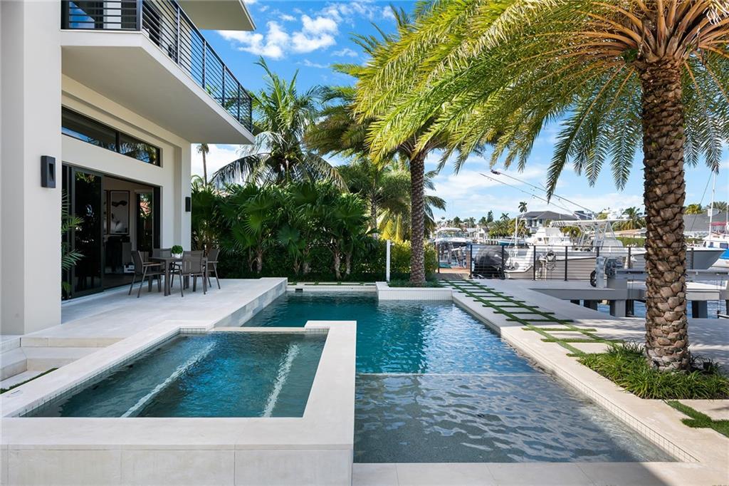 Lauderdale Harbors - Residential