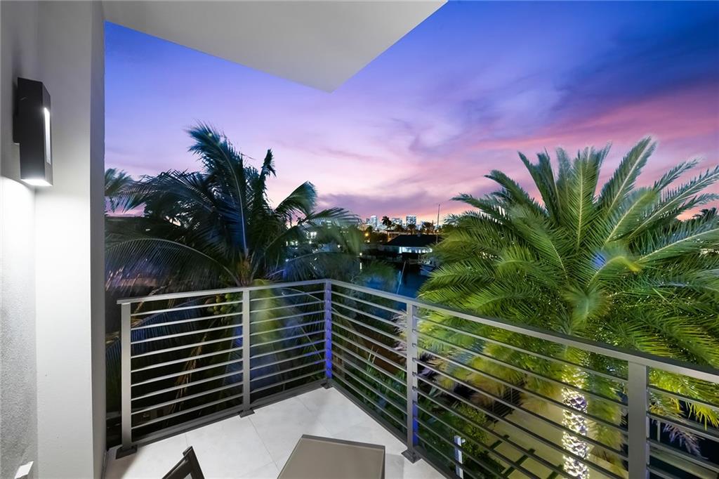 Lauderdale Harbors - Residential