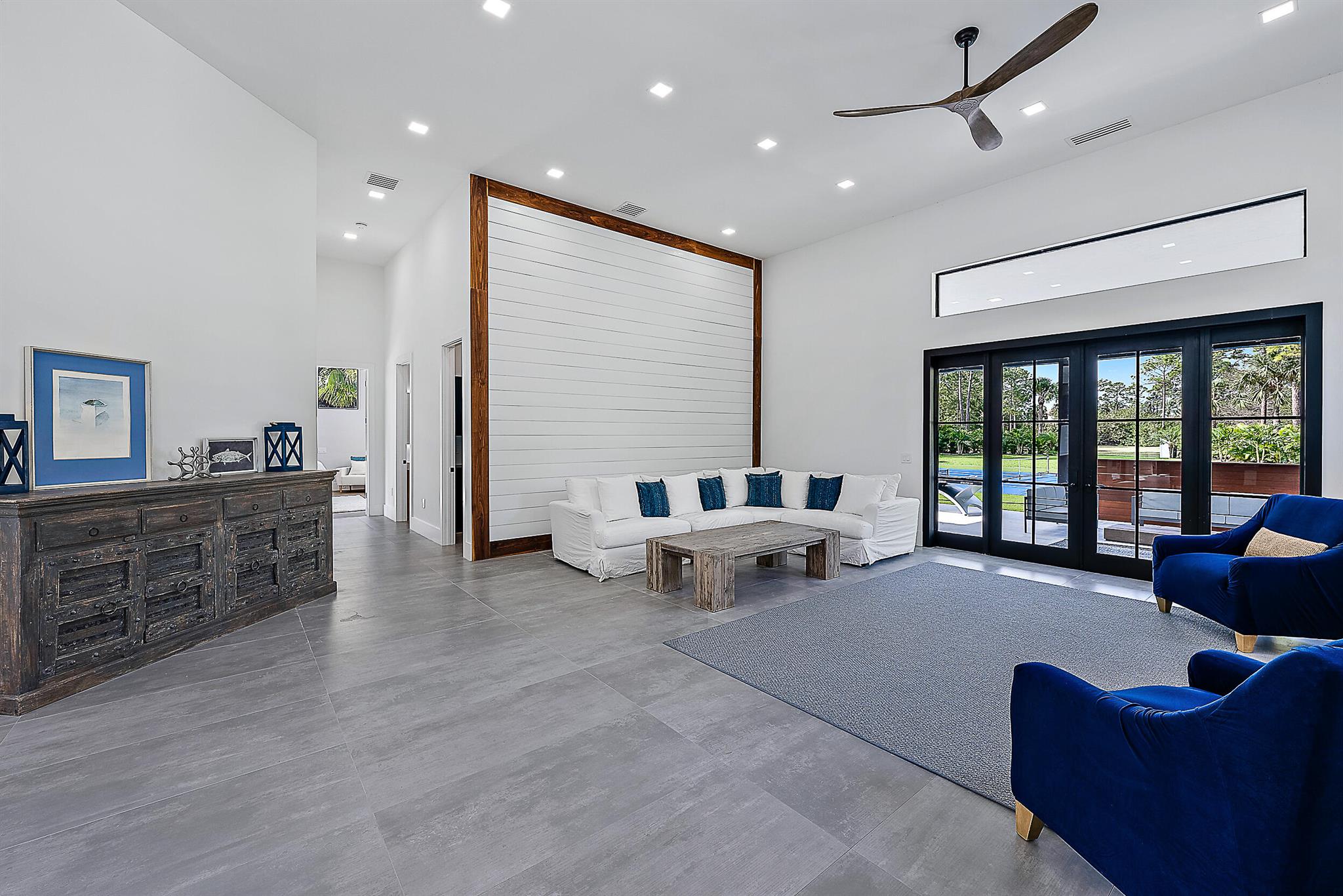 Jupiter - Island Country - Residential