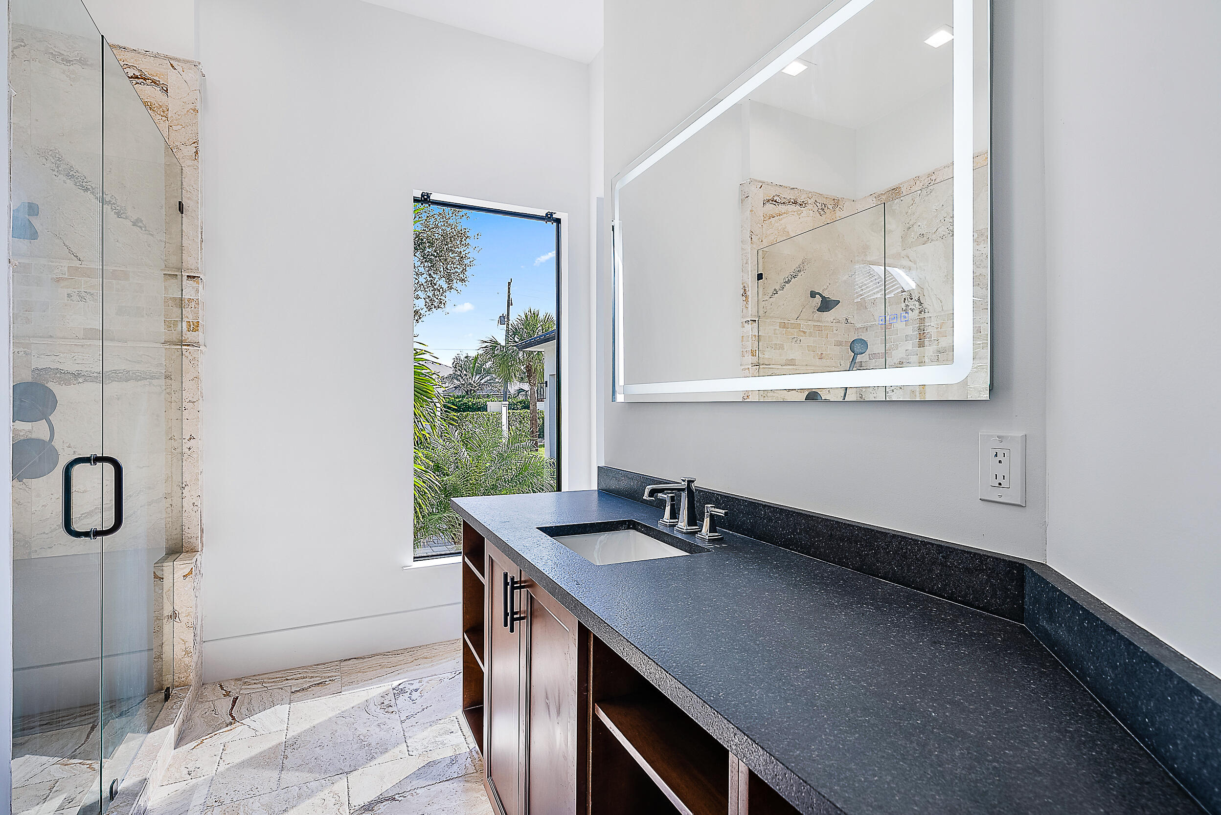 Jupiter - Island Country - Residential