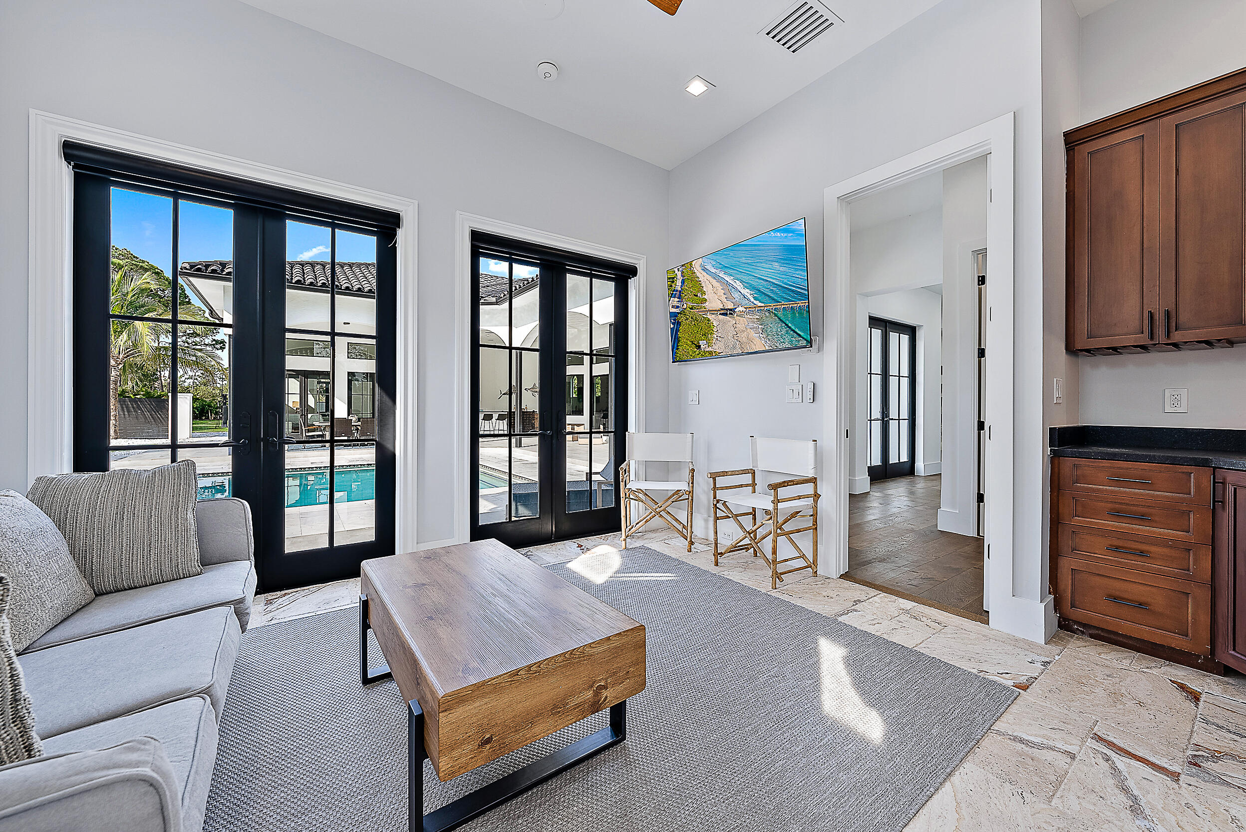 Jupiter - Island Country - Residential