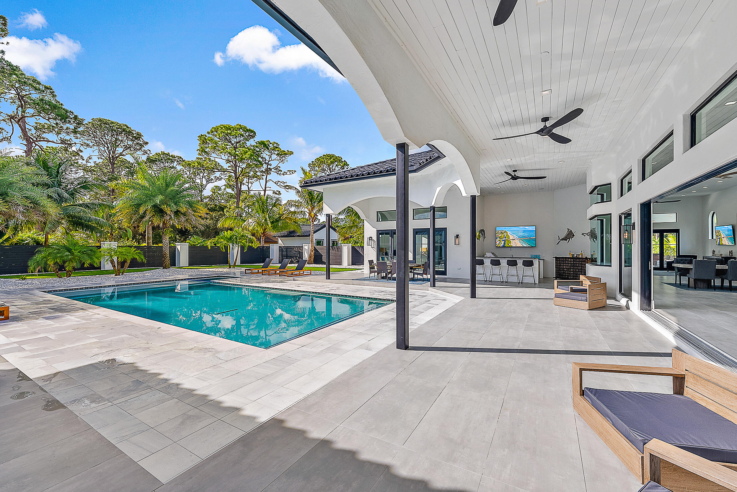 Jupiter - Island Country - Residential