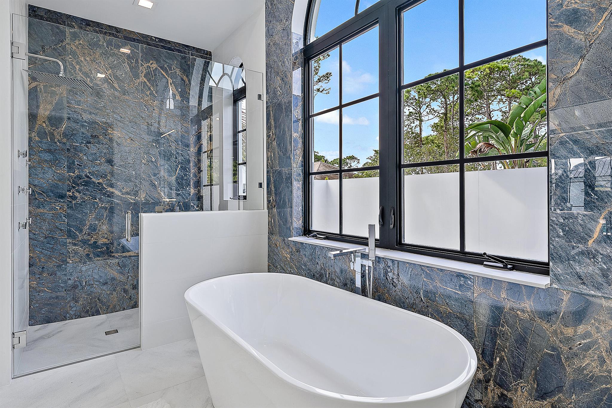 Jupiter - Island Country - Residential