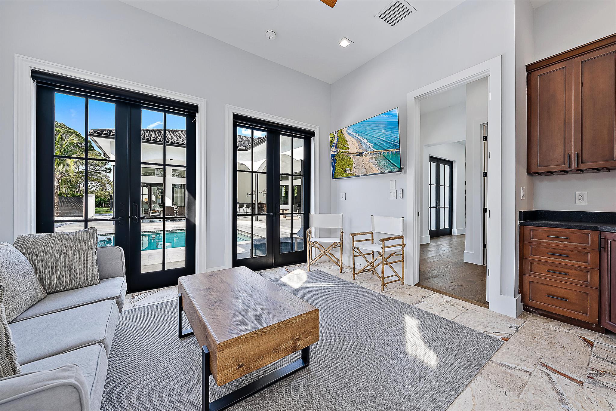 Jupiter - Island Country - Residential