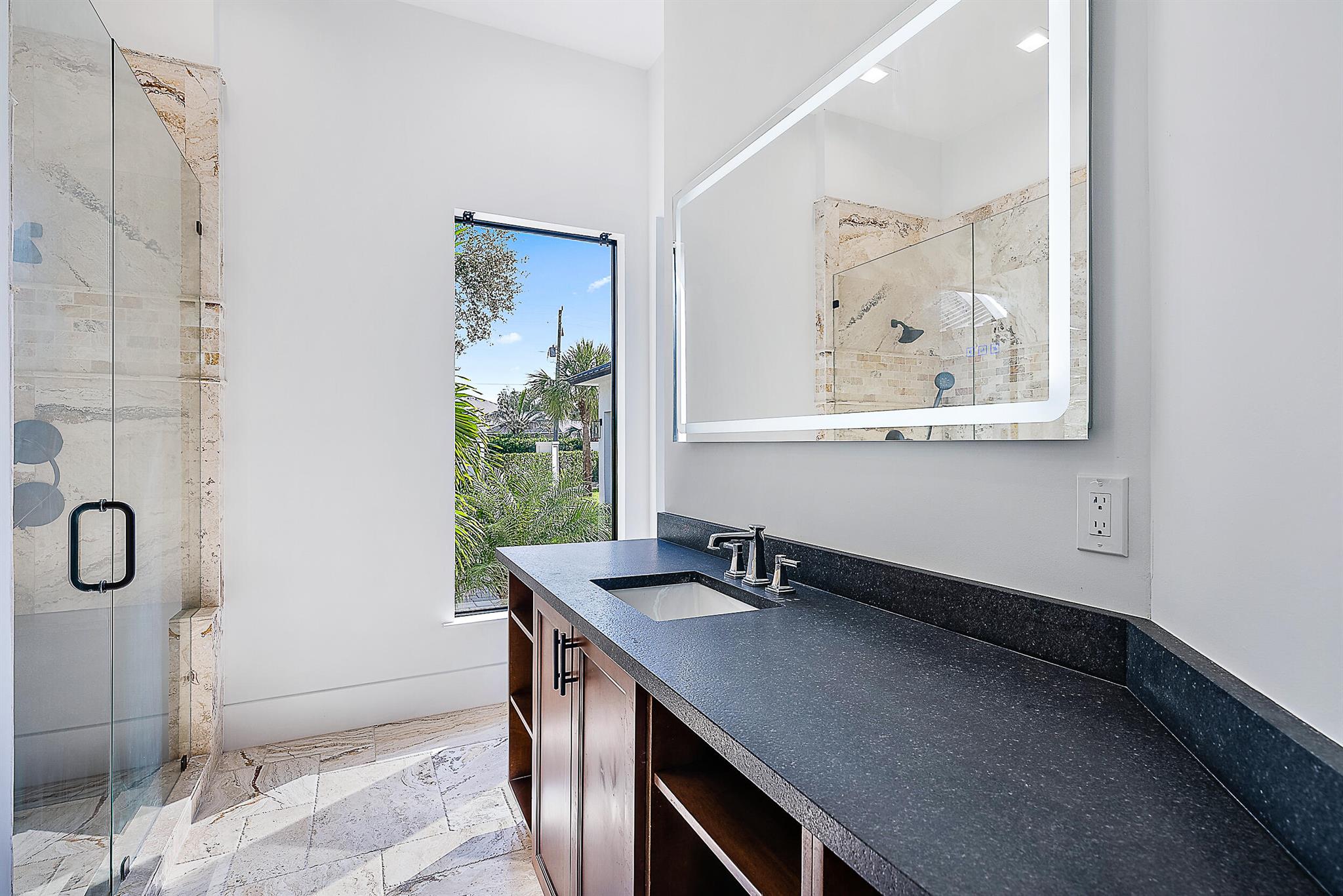 Jupiter - Island Country - Residential