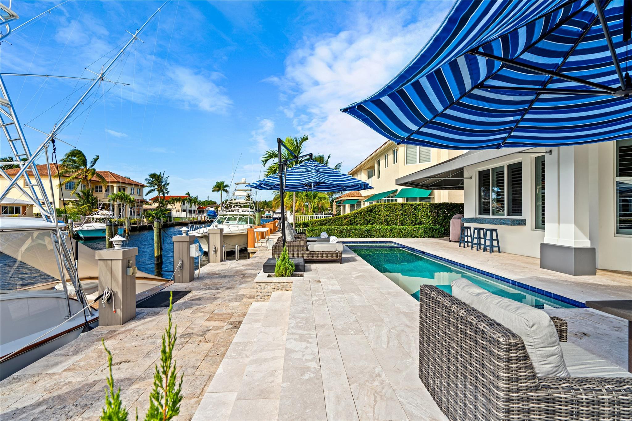 The Cove 2nd Sec 33-27 B - Residential