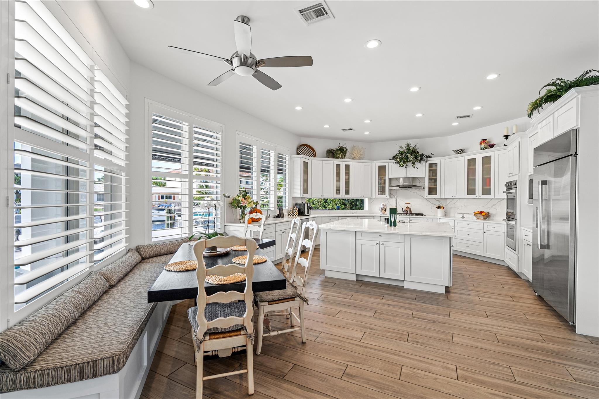 The Cove 2nd Sec 33-27 B - Residential