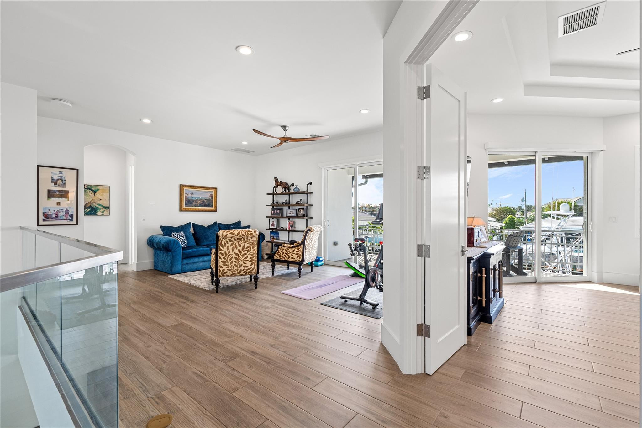 The Cove 2nd Sec 33-27 B - Residential