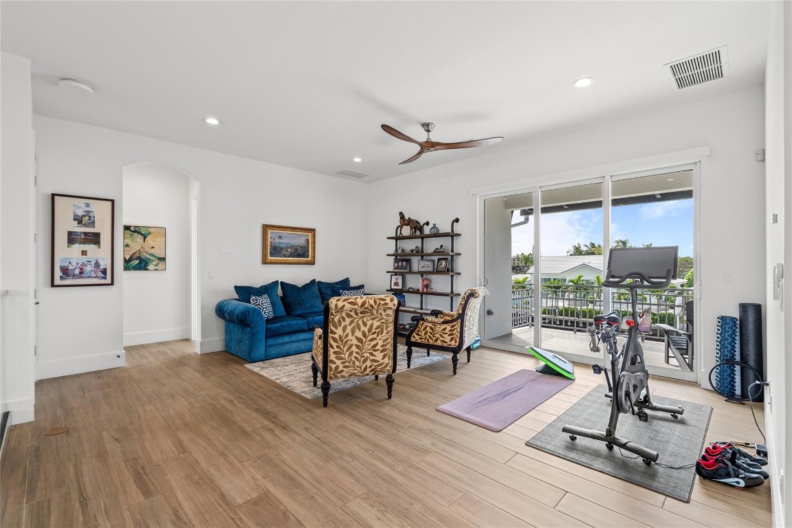 The Cove 2nd Sec 33-27 B - Residential