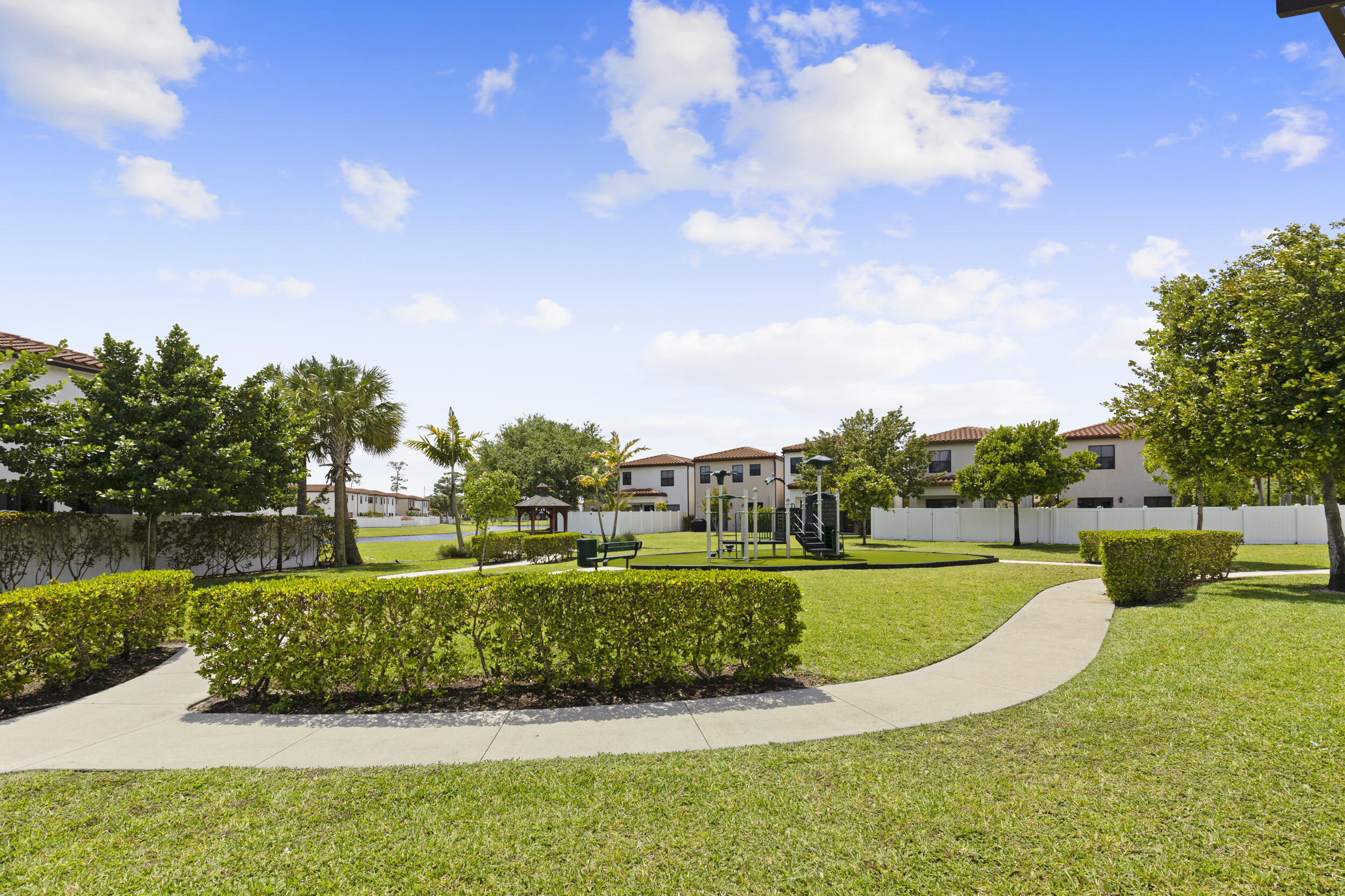 MEDITERRANEA - Residential