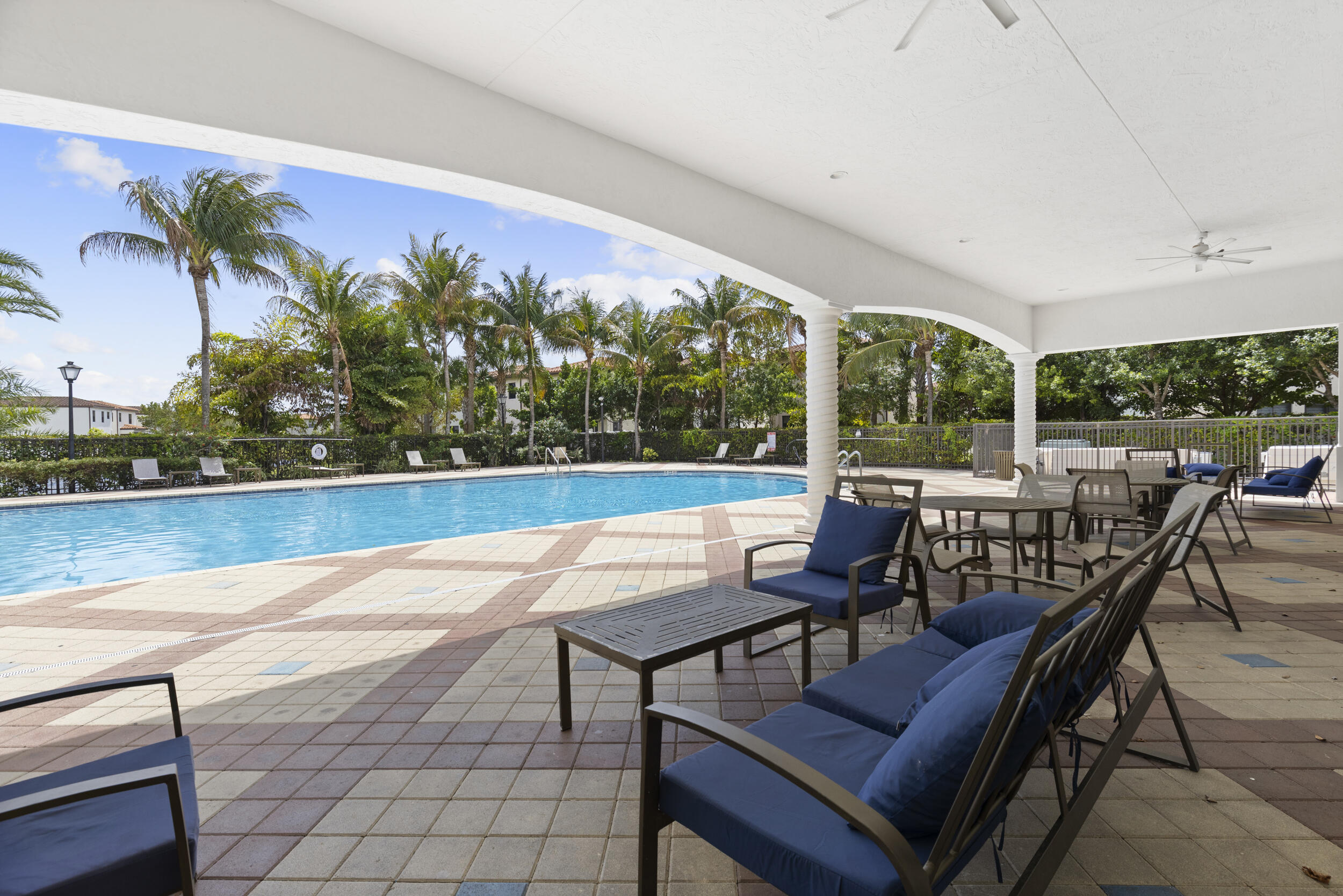 MEDITERRANEA - Residential