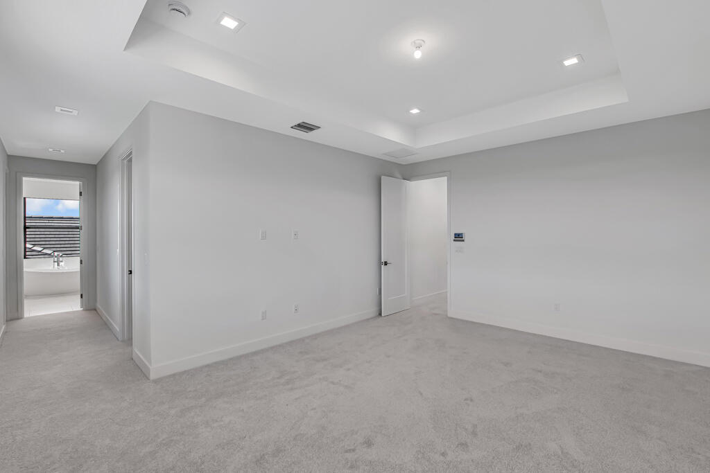 APEX AVENIR - Residential