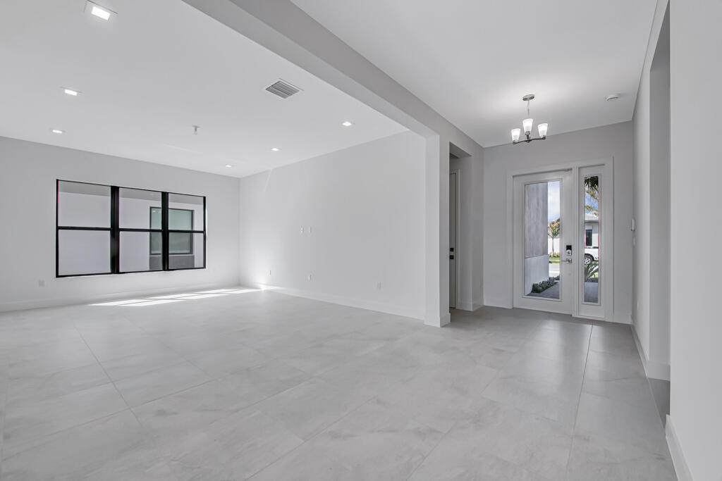 APEX AVENIR - Residential