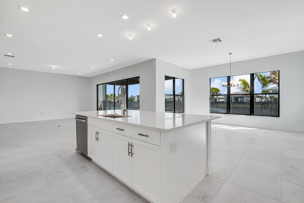 APEX AVENIR - Residential