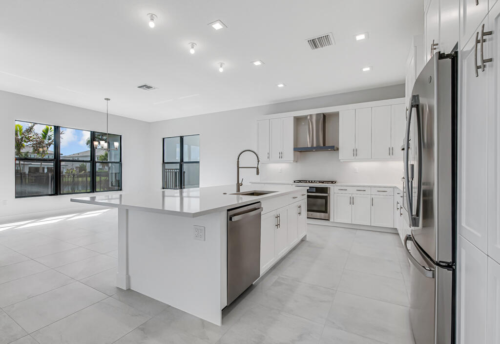 APEX AVENIR - Residential