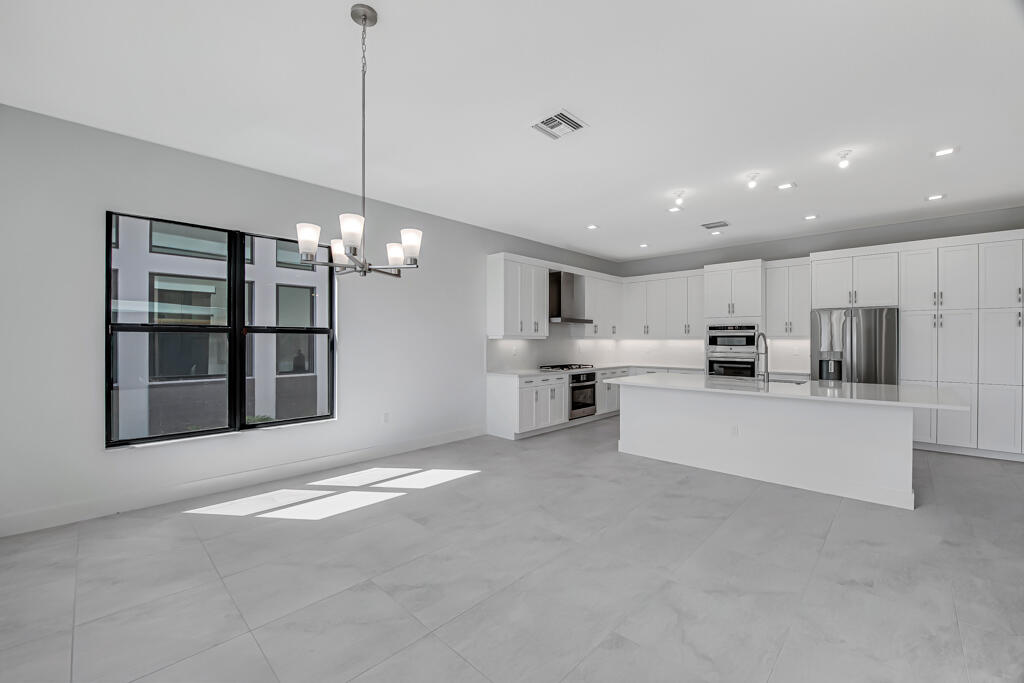 APEX AVENIR - Residential