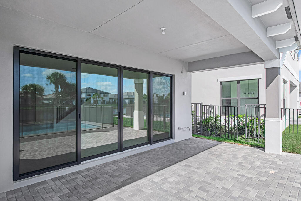 APEX AVENIR - Residential