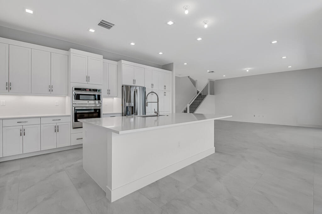 APEX AVENIR - Residential