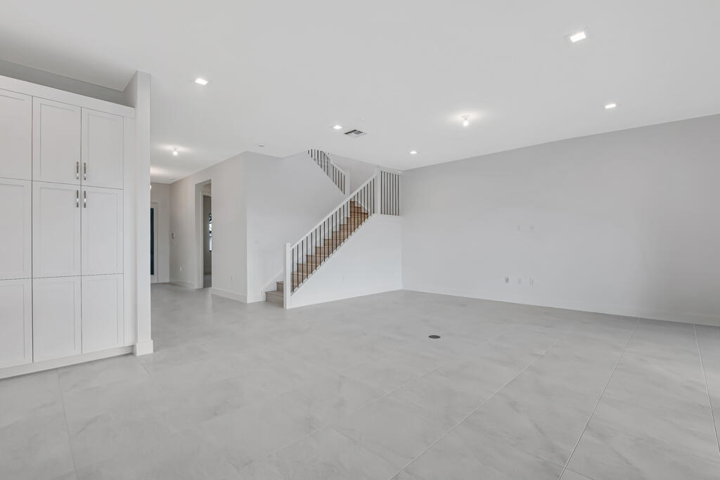 APEX AVENIR - Residential