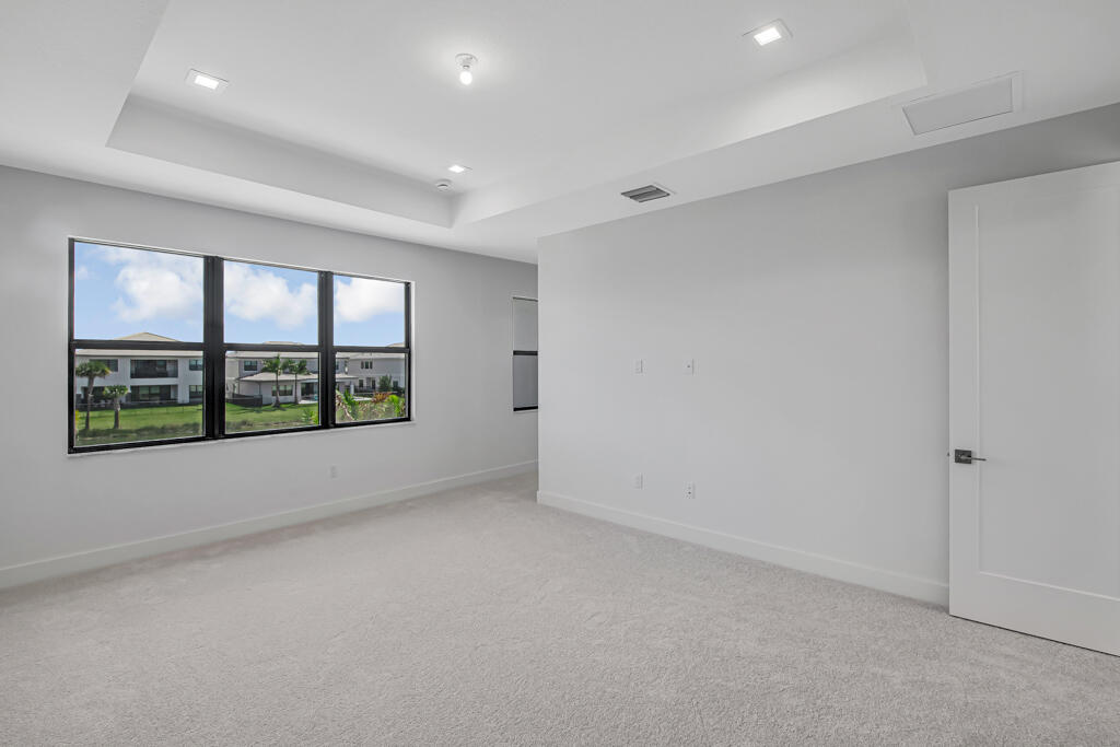 APEX AVENIR - Residential