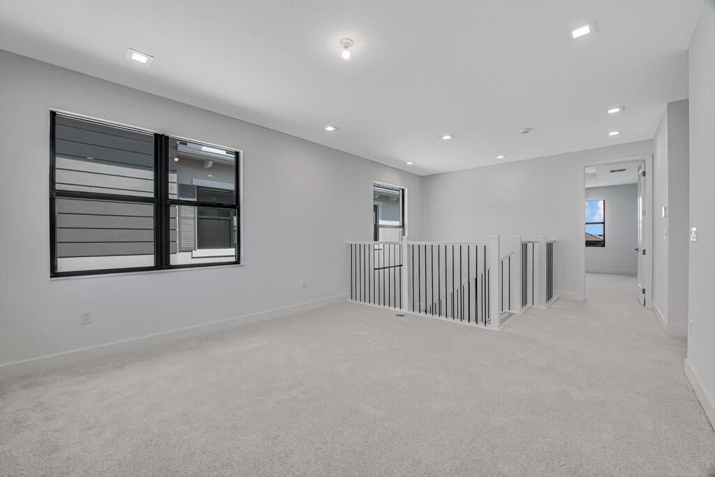 APEX AVENIR - Residential