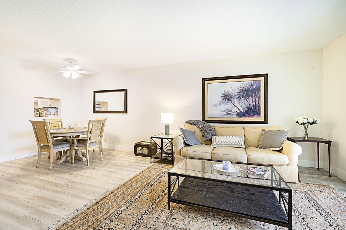 Lighthouse Point Garden - Residential