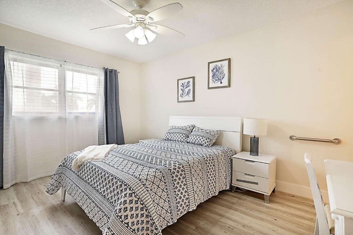 Lighthouse Point Garden - Residential