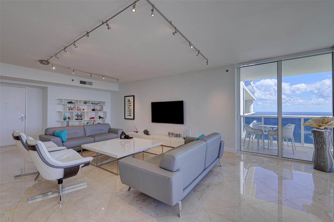 Beach Club Condo - Residential