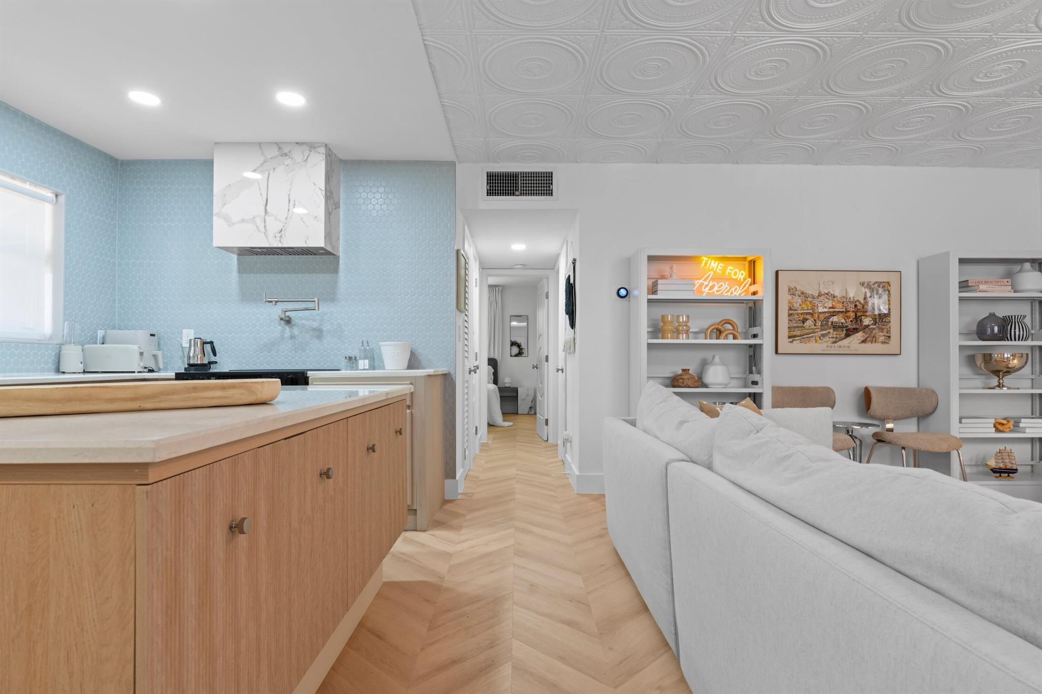 GLOUCHESTER HOUSE CONDO - Residential Lease