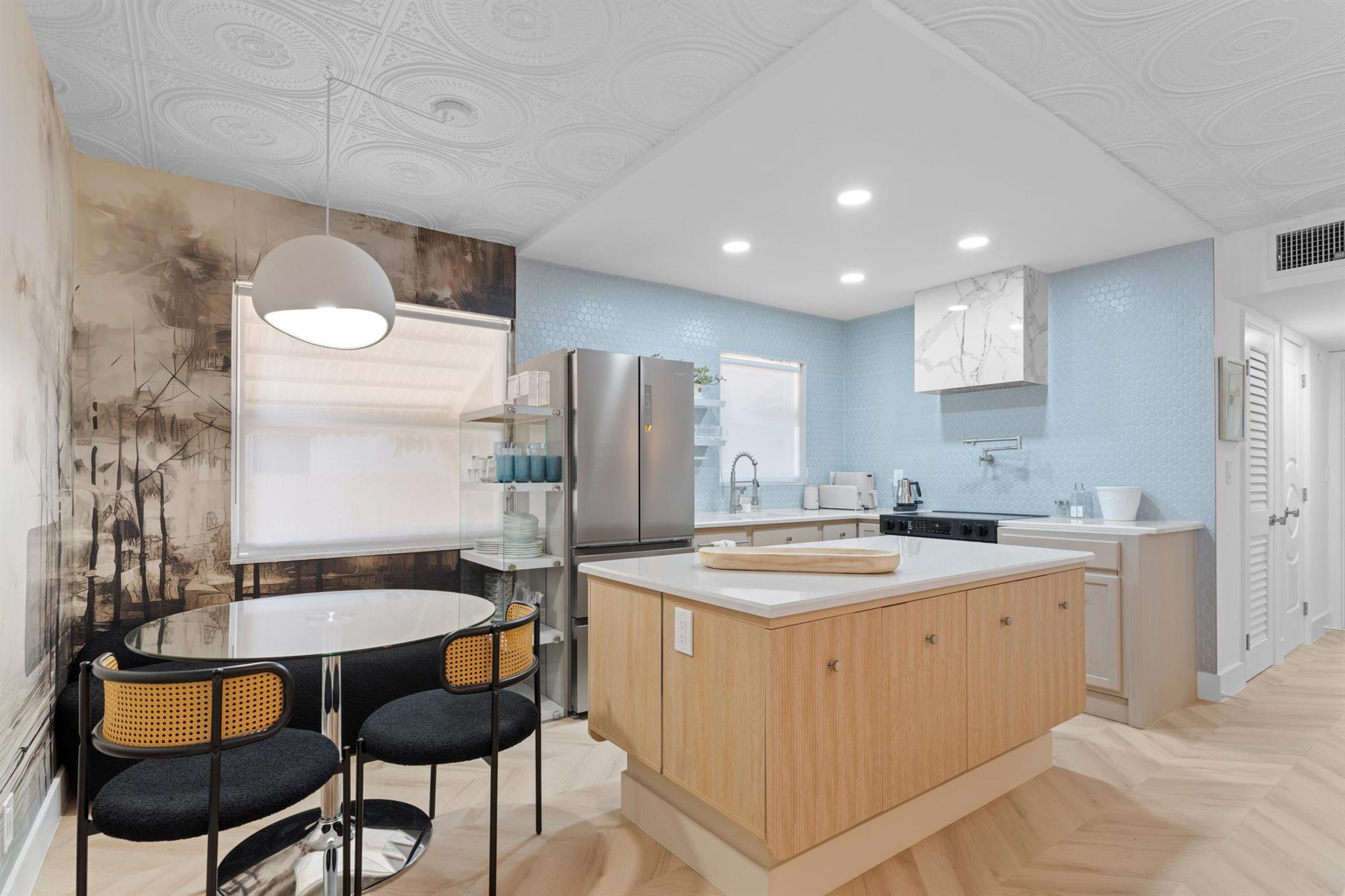 GLOUCHESTER HOUSE CONDO - Residential Lease