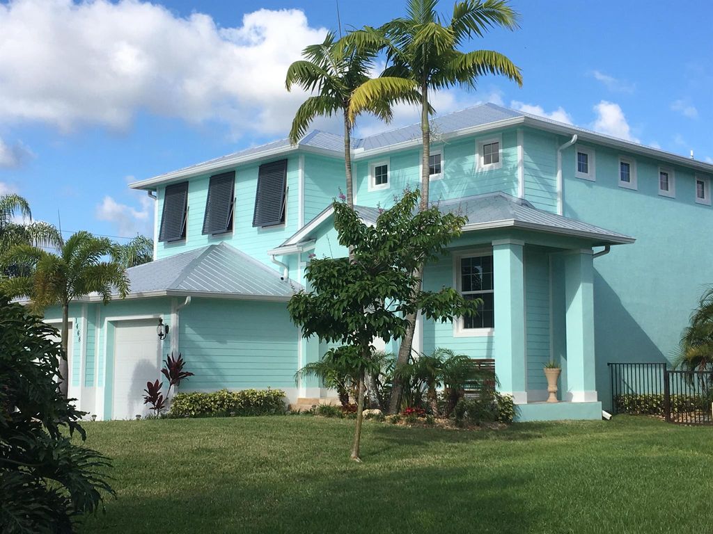 Photo of 1468 SW Peninsula Lane, Palm City, FL 34990 (MLS # R11115940)