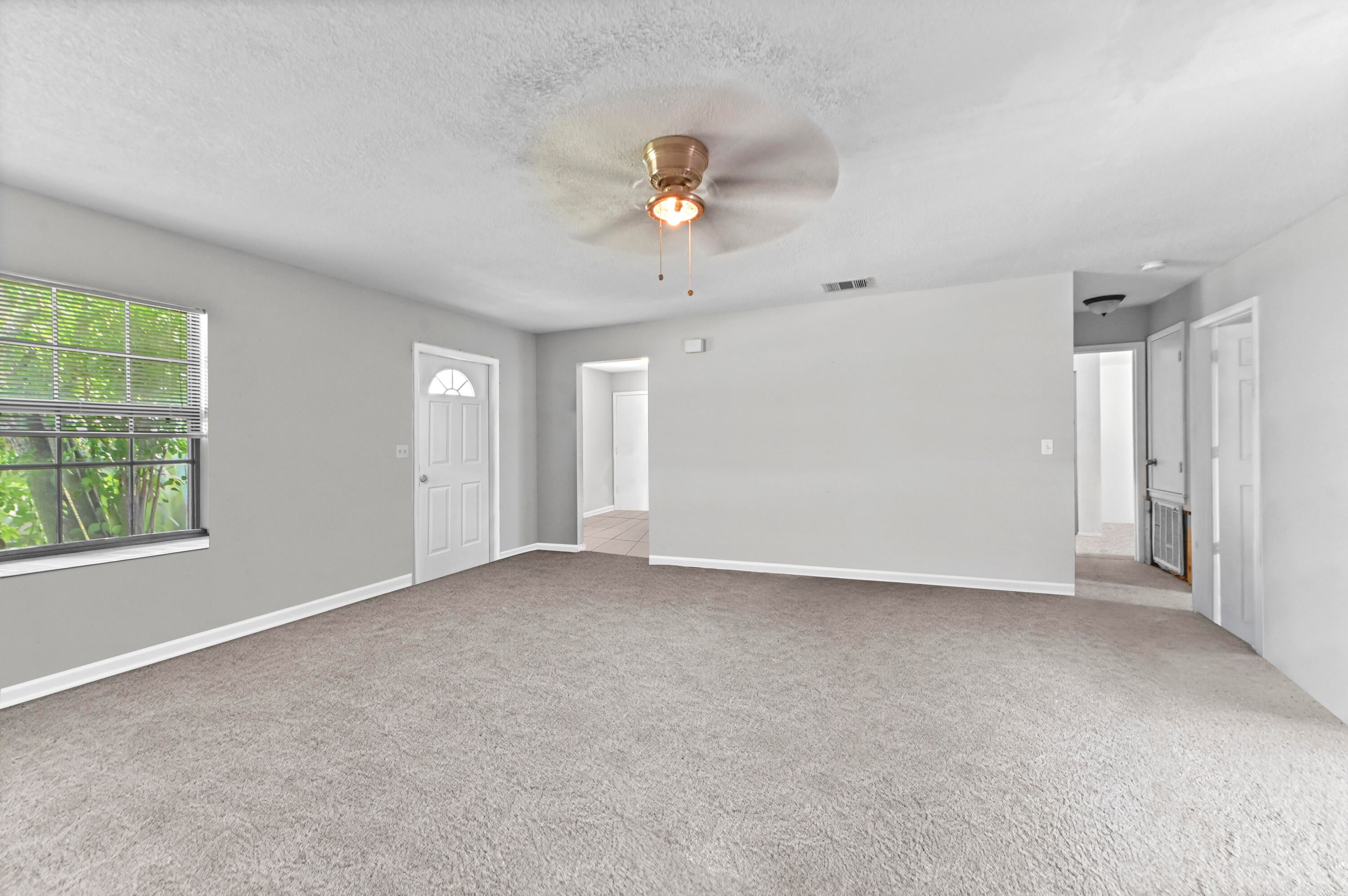 1549 SE South Balcourt