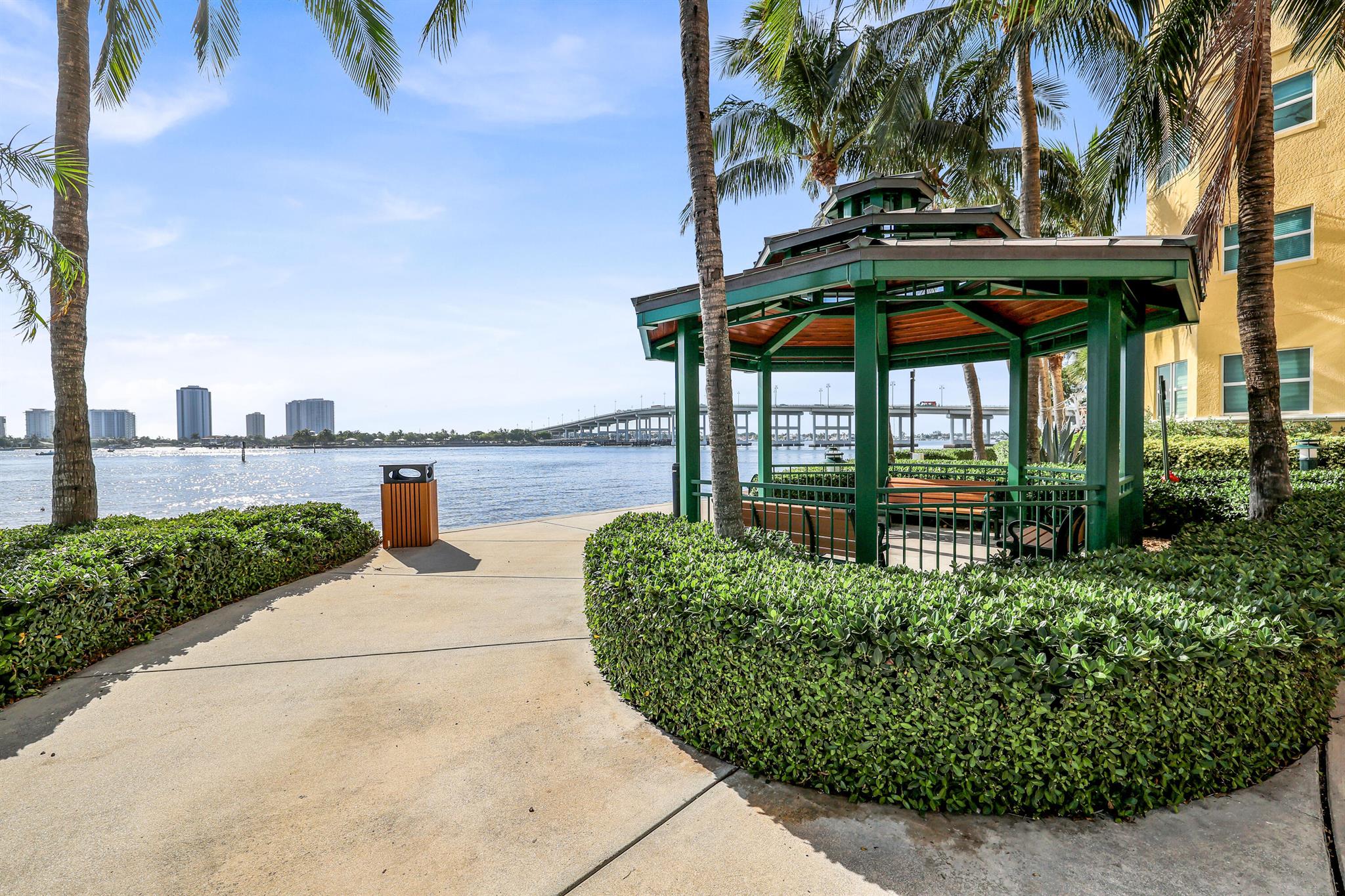 MARINA GRANDE RIVIERA BEA - Residential Lease