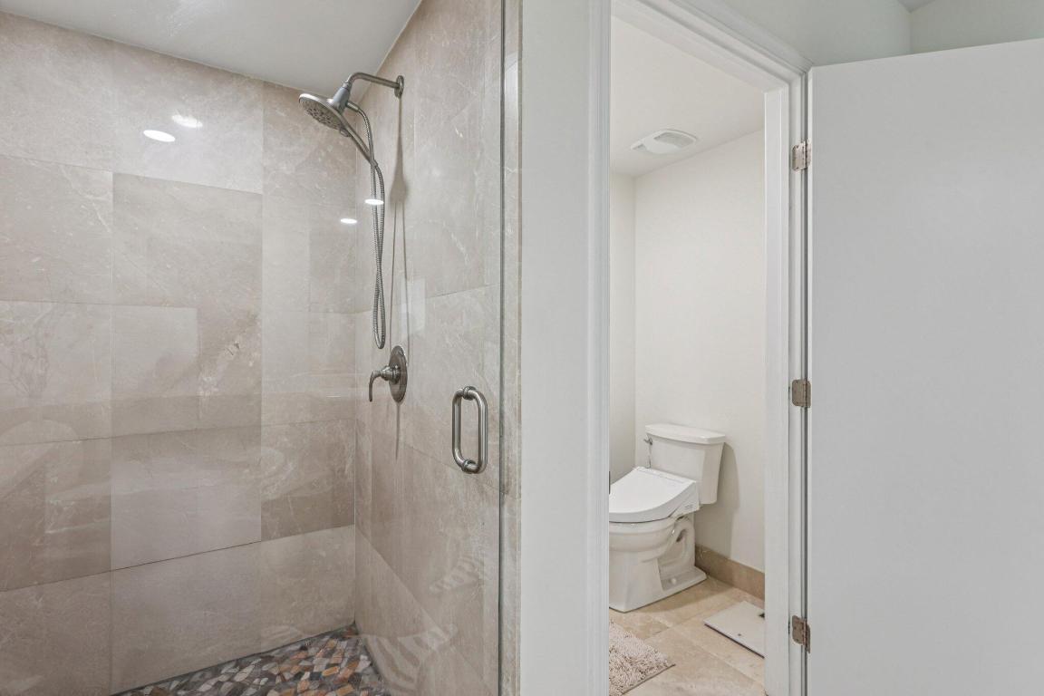 MARINA GRANDE RIVIERA BEACH CONDO - Residential Lease