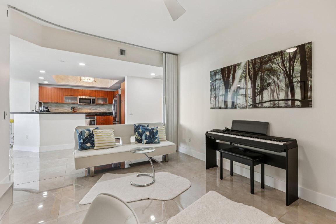 MARINA GRANDE RIVIERA BEACH CONDO - Residential Lease