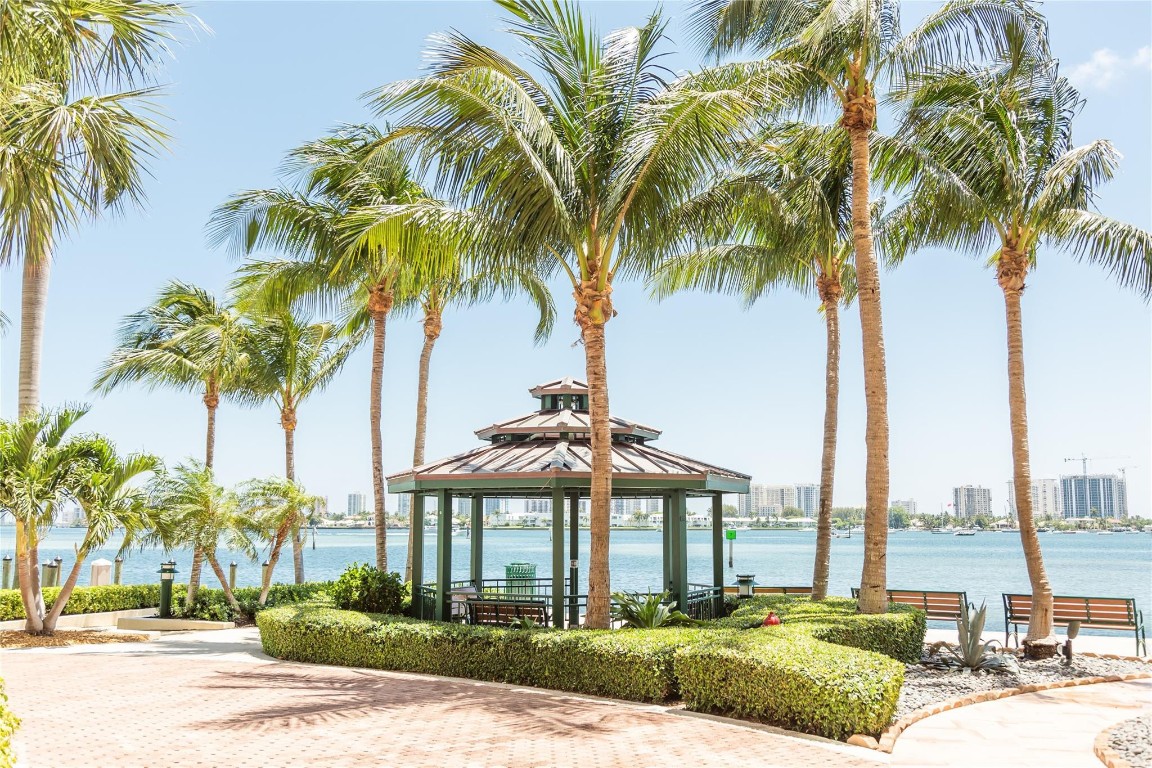 Marina Grande - Residential