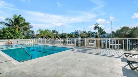 Condominium in Fort Lauderdale FL 155 Isle Of Venice Dr Dr 21.jpg