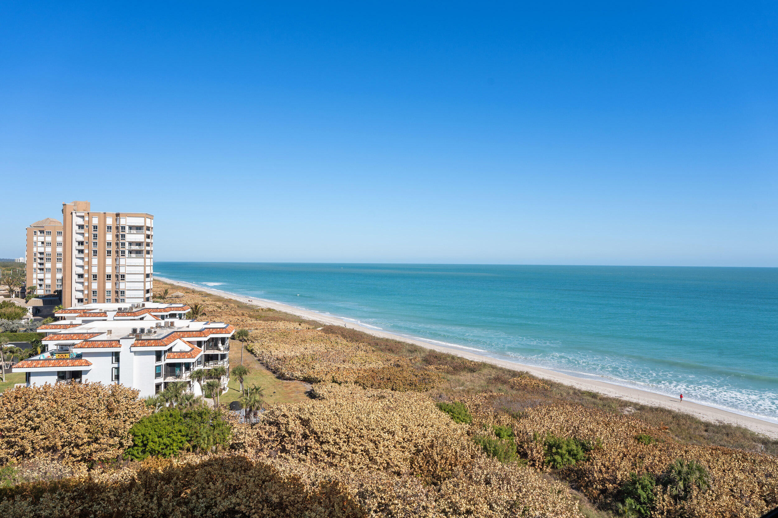 VISIONS CONDOMINIUM - Residential