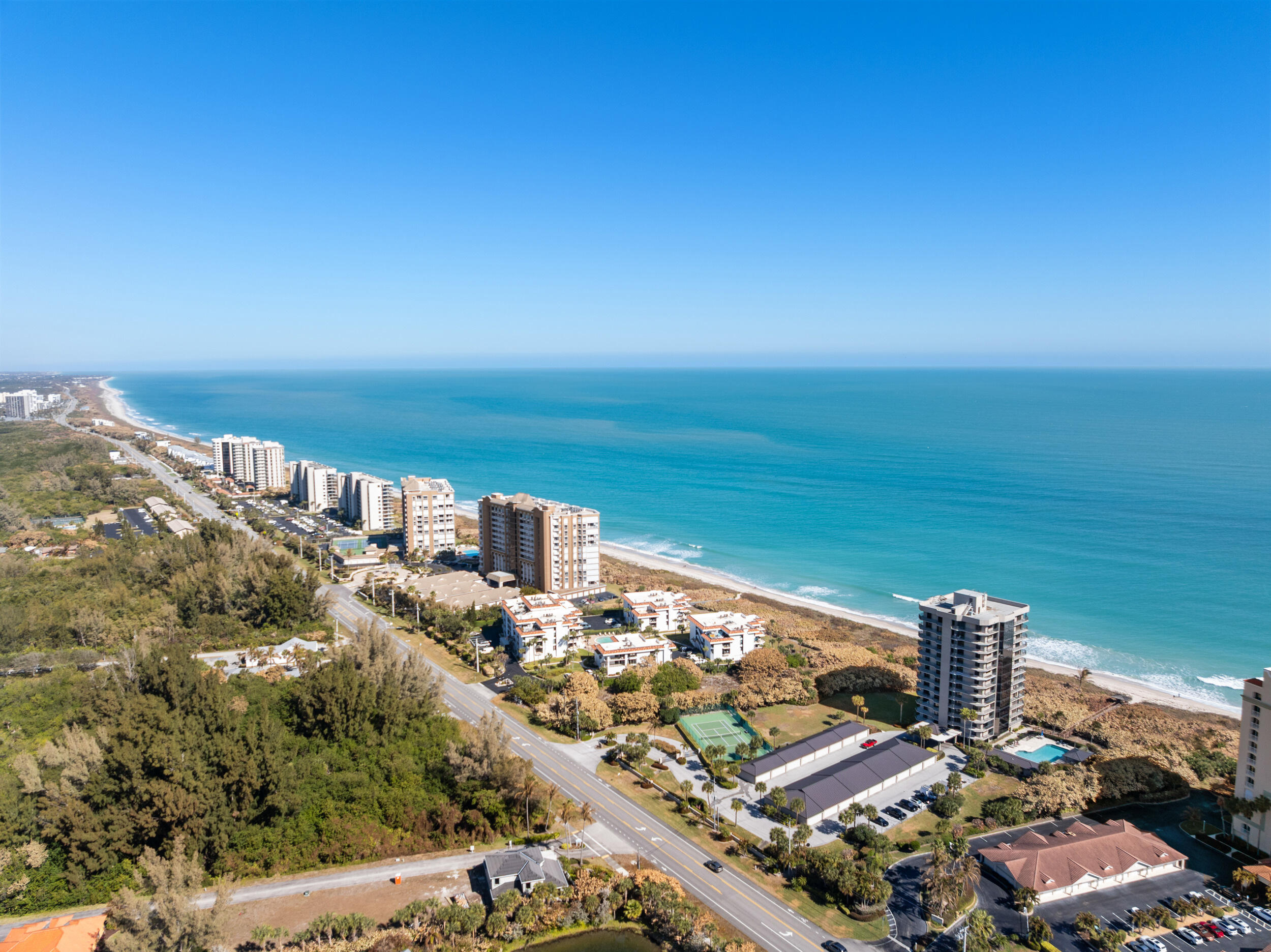 VISIONS CONDOMINIUM - Residential