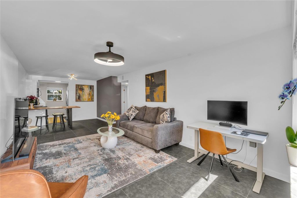 Photo of 2607 NE 8th Avenue #34, Wilton Manors, FL 33334 (MLS # F10549922)