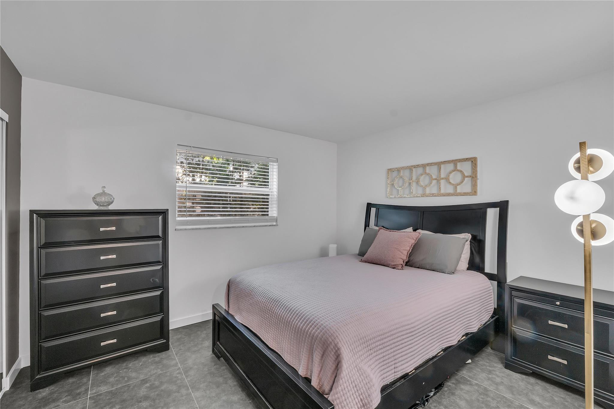 WILTON VILLAGE CONDO - Residential