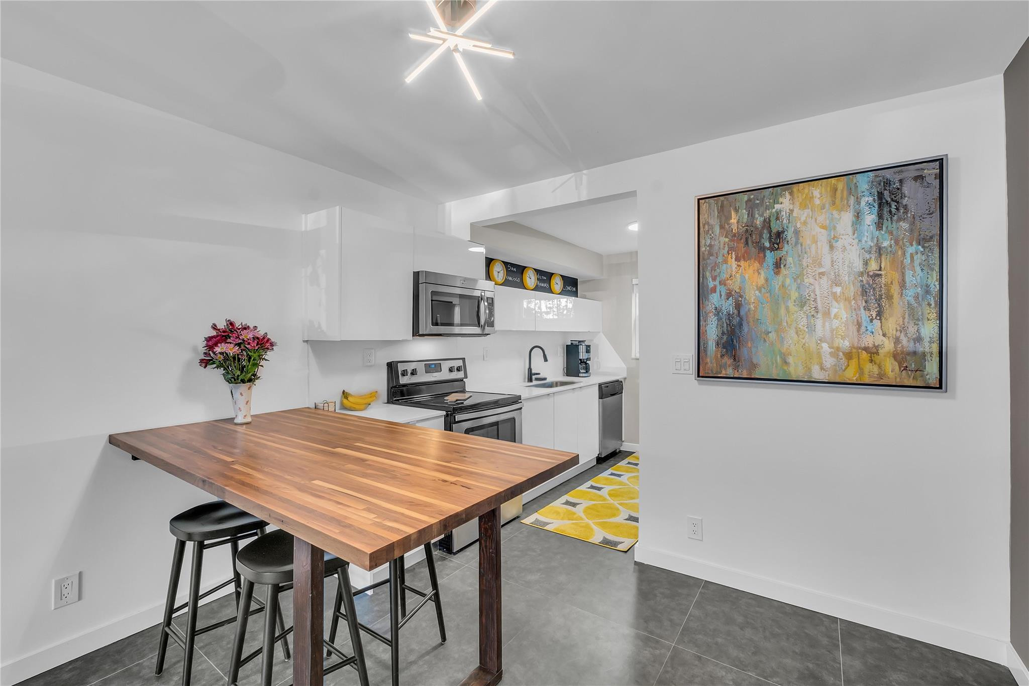 WILTON VILLAGE CONDO - Residential