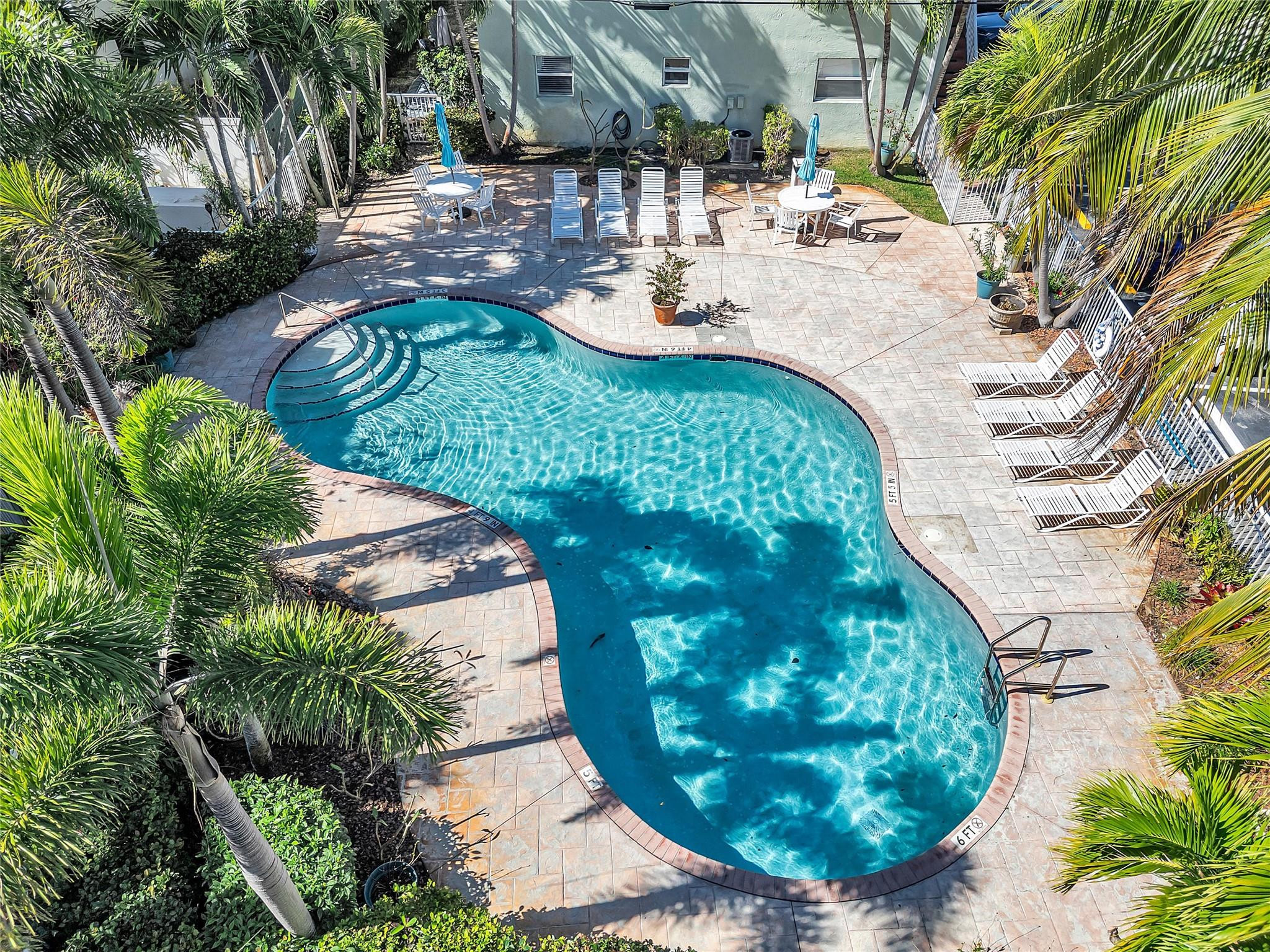 WILTON VILLAGE CONDO - Residential